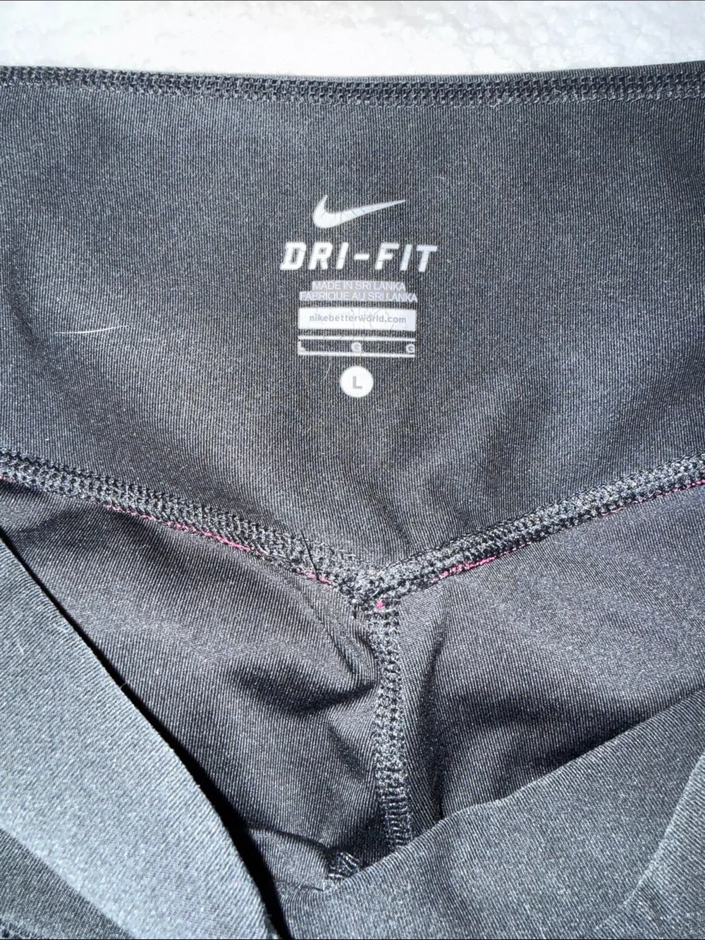Nike Women's Black Dri-FIT Ankle & Cropped Performance Pants
